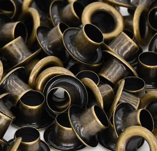 Eyelets for crop a dile 3/16"