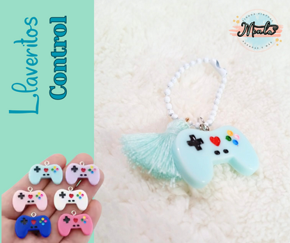 4 x 2 Llaveros Control Videojuegos
