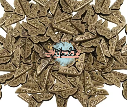 Smooth metallic corner piece 10-unit package