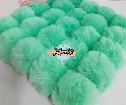 Pompones 6cms con agarre para llavero