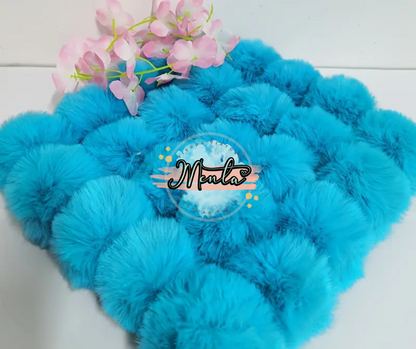 Pompones 6cms con agarre para llavero