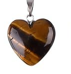 Piedra en forma de corazón Cuarzo. Incluye collar negro.