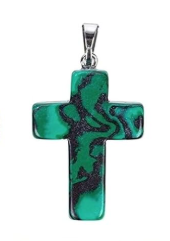 Piedra en forma de cruz Cuarzo. Incluye collar negro.